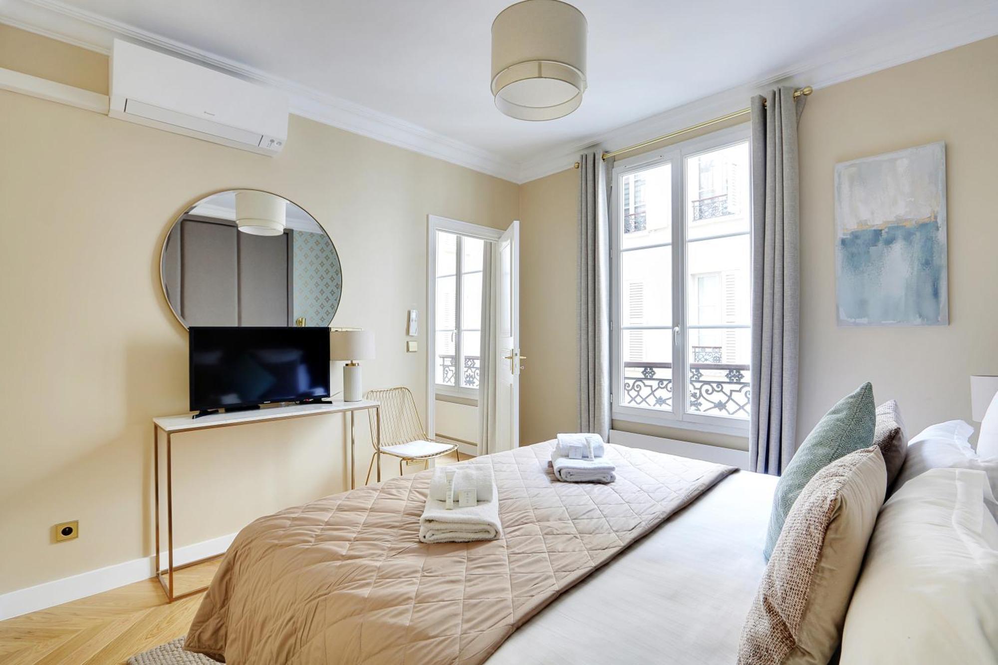 Pick A Flat'S Apartments In Opera Saint Lazarre - Rue De L'Isly Париж Екстер'єр фото
